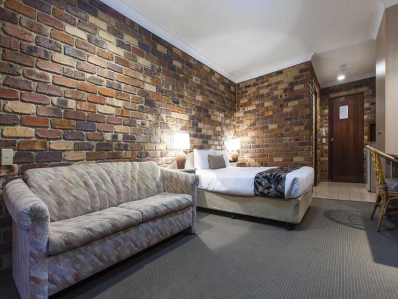 Montville Mountain Inn Extérieur photo